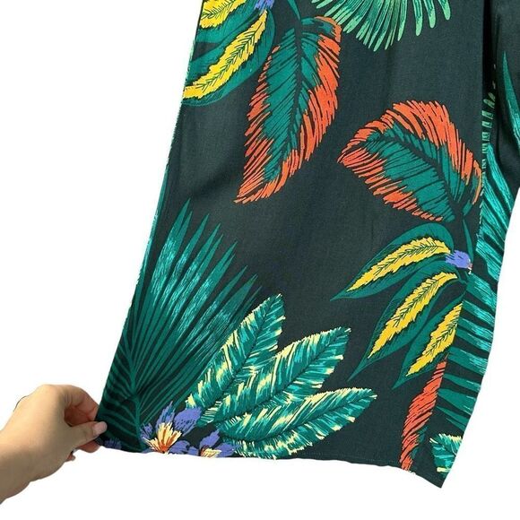 NWT Patrons of Peace Tropical Palm Leaf Print Off Shoulder Surplice Smocked Ruff - Picture 12 of 16